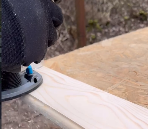 Frezowanie deski świerkowej przed montażem