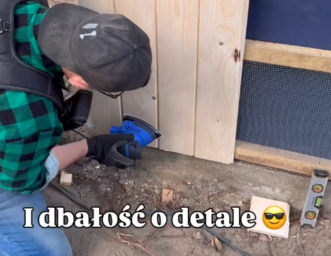 Szlifowanie krawędzi deski świerkowej przed lakierowaniem